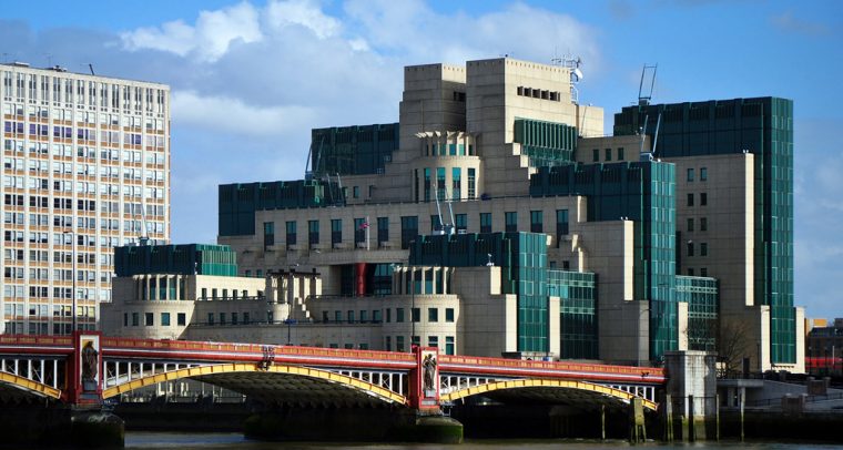 Brexit, terrorismo y antiterrorismo. Sede en Londres del Secret Intelligence Service, más conocido como MI6.