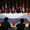 EEUU acorrala a China. El presidente de EEUU Barack Obama y los líderes de los países miembros Acuerdo de Asociación Transpacífico (TPP).