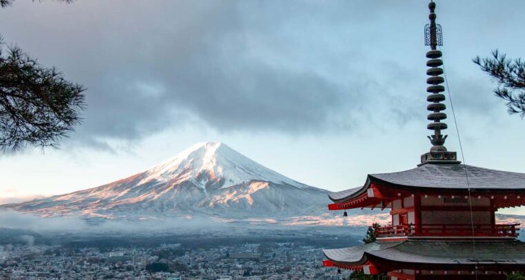 Mount Fuji located on the island of Honshū, Japan. Photo: Tomáš Malík