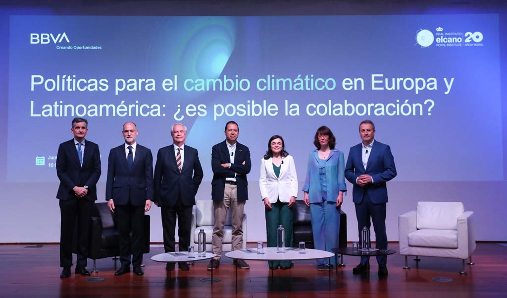 Seminario Políticas para el cambio climático en Europa y Latinoamérica: foto de familia. Elcano y BBVA, 2022