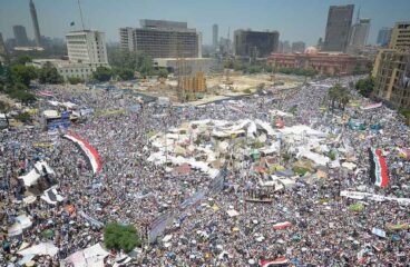 Revueltas árabes. Una gran multitud se reúne en la plaza Tahrir en El Cairo (Egipto) durante las protestas en julio de 2011