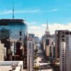 América Latina: retos políticos y económicos. Av. Paulista, el centro financiero de la ciudad de Sao Paulo (Brasil)