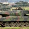 Carros de combate Leopard 2A5 durante una demostración de enseñanza y combate