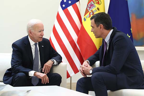 Joseph Biden, presidente de EEUU, y Pedro Sánchez, presidente del Gobierno, durante la visita del primero a España en junio de 2022. Foto: La Moncloa – Gobierno de España (CC BY-NC-ND 2.0)