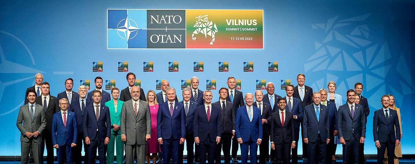 Foto de familia de los jefes de Estado y de Gobierno de los países miembros de la OTAN en la Cumbre de Vilna, Lituania, realizada entre 11 y 12 de julio de 2023