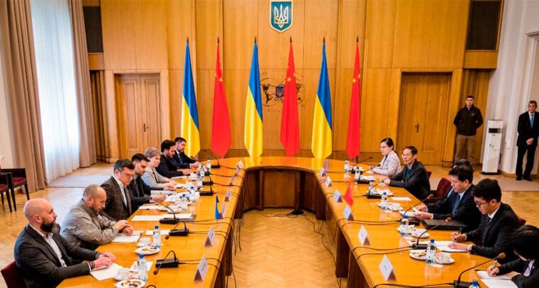 Dmytro Kuleba met with Li Hui to stop Russian aggression. 17 May 2023