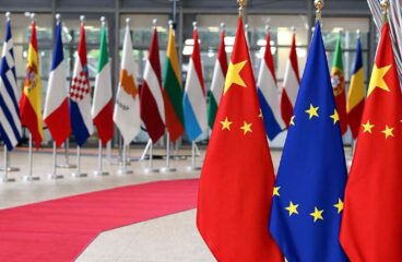 Flags of the European Union and China at the European Council from the cover of the ETNC report titled ‘From a China strategy to no strategy at all’
