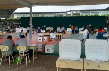 Mesas electorales en la circunscripción 4, cantón Daule, elecciones 2023 de Ecuador.