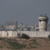 Frontera entre Gaza e Israel. Vista lejana de casas y edificios residenciales en el norte de la franja de Gaza desde un puesto del ejército israelí