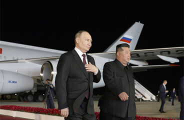 Vladimir Putin a su llegada a Pyongyang (Corea del Norte) con Kim Jong-un. Foto: Kremlin.ru (CC BY 4.0)
