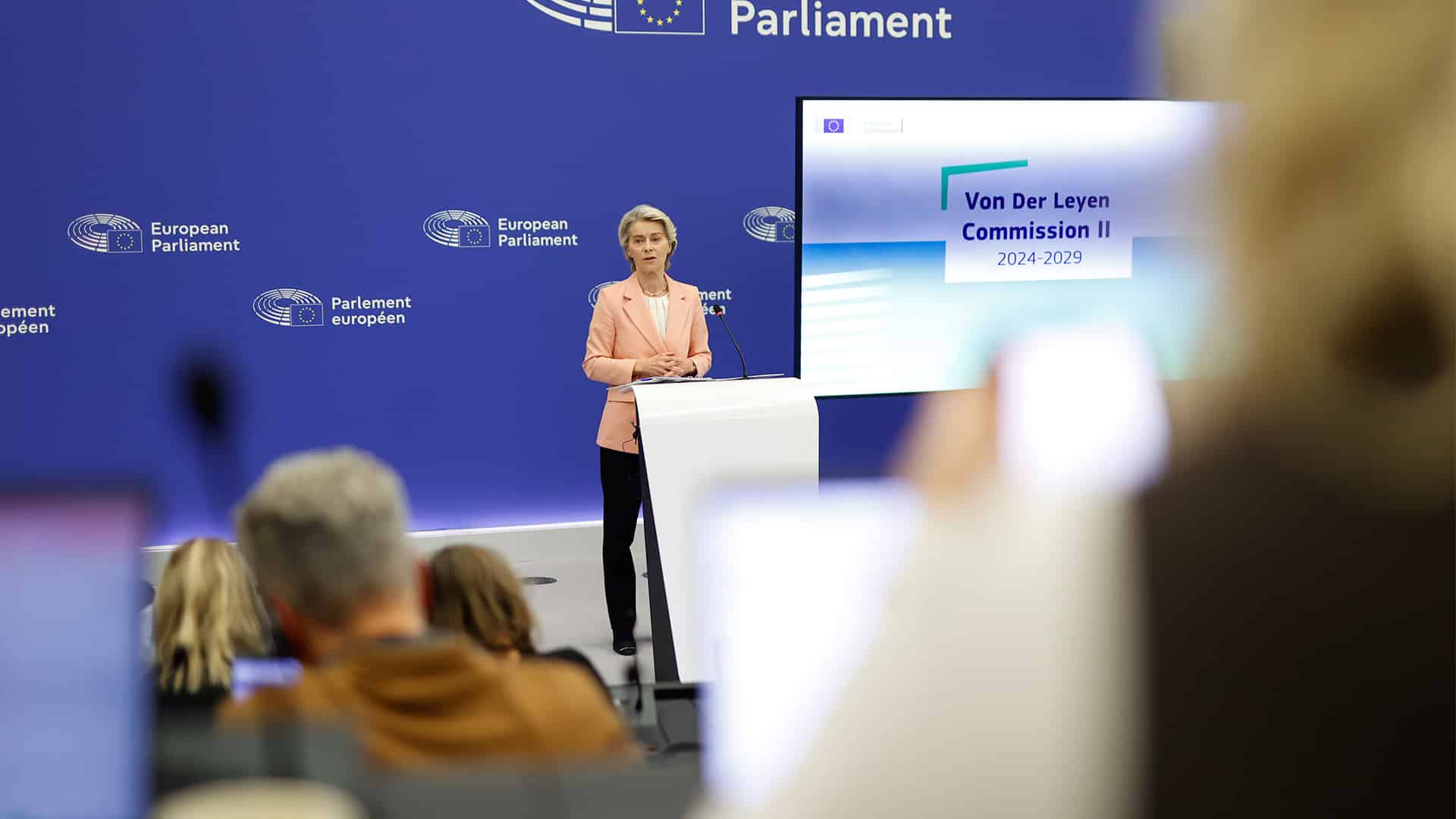 Ursula von der Leyen en la rueda de prensa sobre la estructura y las carteras propuestas para el Colegio de Comisarios. vicepresidencia