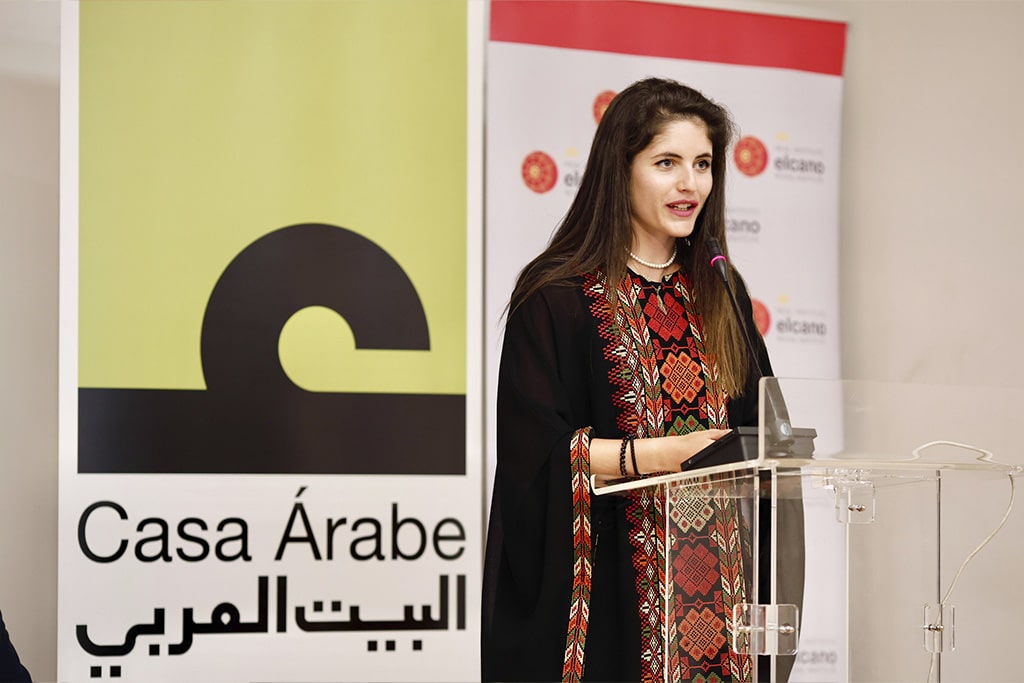 Saida Ghodaieh at the roundtable ‘How Europe can re-engage to halt the catastrophe in Gaza?’. Photo: © Elcano Royal Institute.